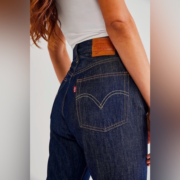 NEW Levi's 501 Straight Jeans in Across A Plain Dark Wash 27 - Picture 4 of 9